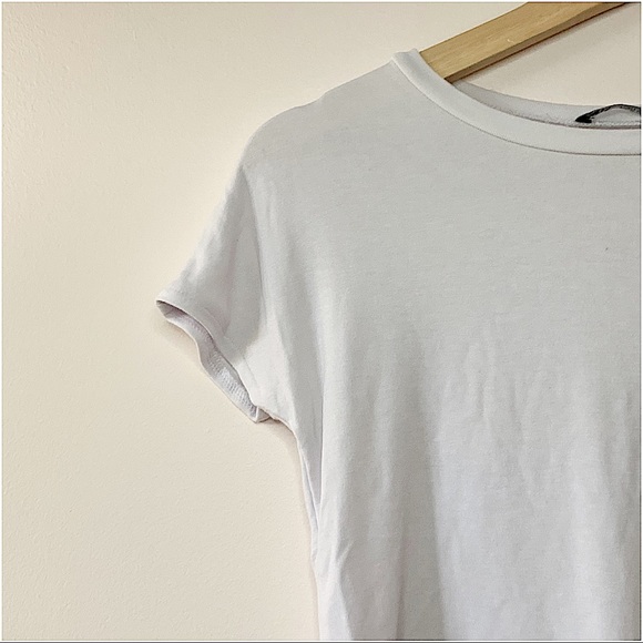 Zara | simple white crop size M - Picture 2 of 5